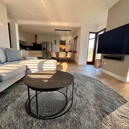 דירה The Penthouse