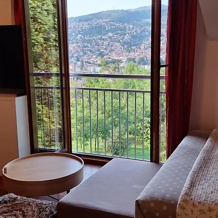 The Penthouse דירה *