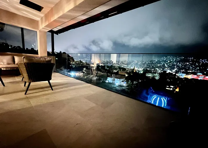 公寓 The Penthouse *